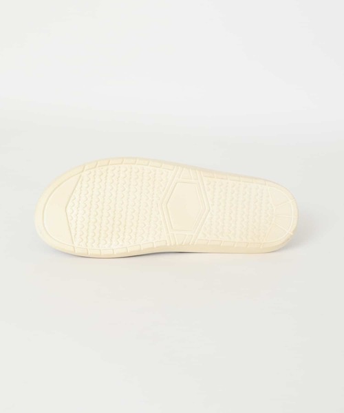 ITEMS URBANRESEARCH（アイテムズ アーバンリサーチ）の「エコレザートングサンダル（サンダル・メンズ・ピンク/ベージュ/グリーン/ブラック・26.5/27.5）」の18枚目の写真