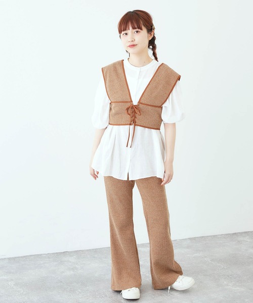 mikke（ミッケ）の「ヘリンボーンクロップドビスチェ/ベスト（ベスト・レディース・ブラック/ベージュ/ブラウン/カーキ・FREE）」の13枚目の写真