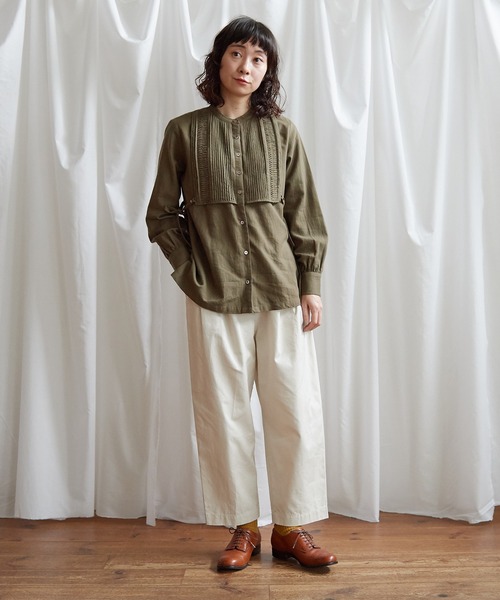 Lene(レネ)の「ランダムピンタック ブラウス(シャツ/ブラウス・レディース・ベージュ/カーキ・FREE)」の12枚目の写真