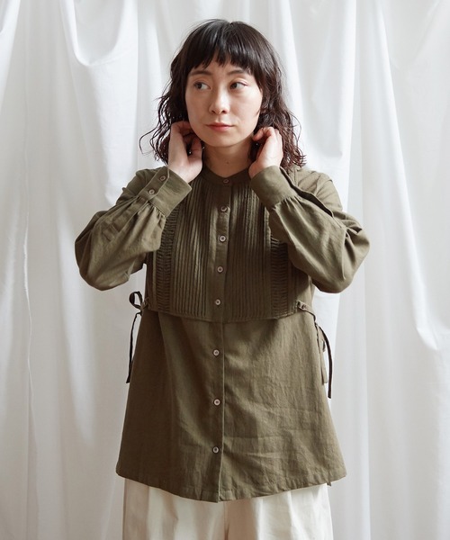 Lene(レネ)の「ランダムピンタック ブラウス(シャツ/ブラウス・レディース・ベージュ/カーキ・FREE)」の17枚目の写真