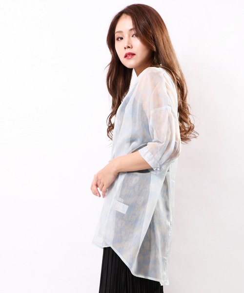 Wordtrobe(ワードトローブ)の「【wordtorobe】バンドカラーキーネックオーガンジーシアーブラウス(シャツ/ブラウス・レディース・ブルー/グリーン・FREE)」の17枚目の写真