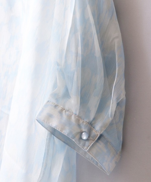 Wordtrobe(ワードトローブ)の「【wordtorobe】バンドカラーキーネックオーガンジーシアーブラウス(シャツ/ブラウス・レディース・ブルー/グリーン・FREE)」の14枚目の写真