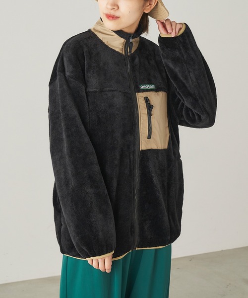 ＆yam（アンドヤム）の「両面シャギーフリースジップブルゾン【親子お揃い/リンクコーデ】（ブルゾン・レディース・ブラック/ベージュ/パープル・FREE）」の2枚目の写真