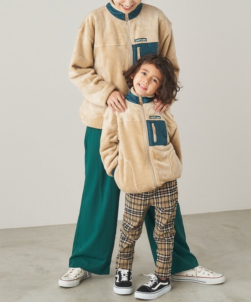 ＆yam（アンドヤム）の「両面シャギーフリースジップブルゾン【親子お揃い/リンクコーデ】（ブルゾン・レディース・ブラック/ベージュ/パープル・FREE）」の17枚目の写真