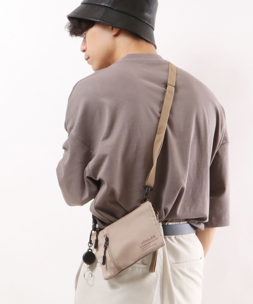 セール Ree Mee 2way はっ水加工 スマホ スクエア ショルダー ネック ポーチ サコッシュ ショルダーバッグ Ree Mee リーアンドミー のファッション通販 Zozotown