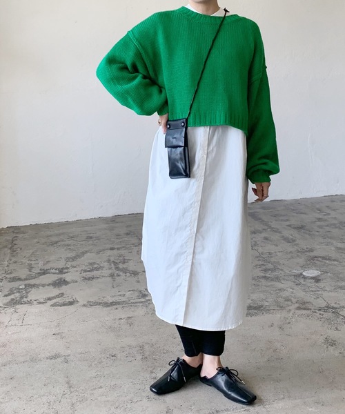 LIAN（リアン）の「クロップドカラーニット（ニット/セーター・レディース・オフホワイト/ブラック/ミックスグレー/グリーン/オレンジ/イエロー/ピンク/ブルー・FREE）」の11枚目の写真