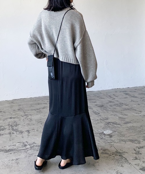 LIAN（リアン）の「クロップドカラーニット（ニット/セーター・レディース・オフホワイト/ブラック/ミックスグレー/グリーン/オレンジ/イエロー/ピンク/ブルー・FREE）」の17枚目の写真