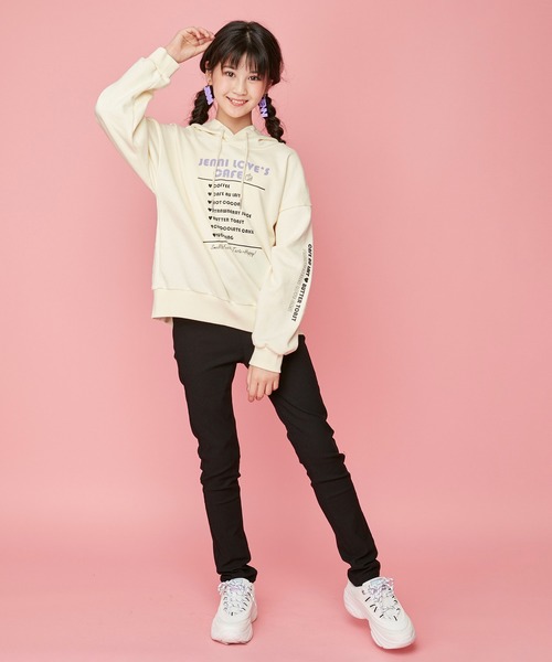 JENNI love（ジェニィラブ）の「バックスリットパーカー（パーカー・キッズ・ブラック/オフホワイト/ピンク・130cm/140cm/150cm/160cm）」の4枚目の写真