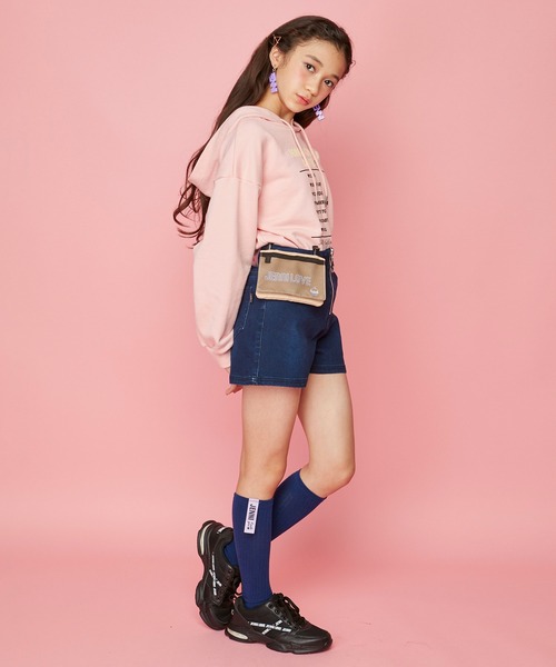 JENNI love（ジェニィラブ）の「バックスリットパーカー（パーカー・キッズ・ブラック/オフホワイト/ピンク・130cm/140cm/150cm/160cm）」の5枚目の写真