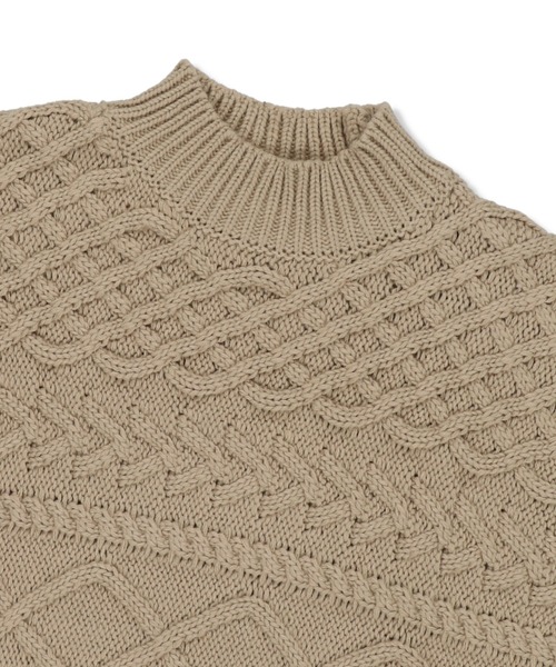 SPINNS（スピンズ）の「ノースリーブケーブルニットベスト（ベスト・レディース・ベージュ/アイボリー/モカ/グレイッシュベージュ・ONESIZE）」の18枚目の写真