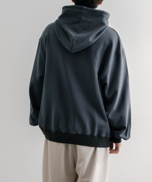 epnok（エプノック）の「ヘビーウェイトルーズパーカー（パーカー・メンズ・グレイッシュベージュ/グレイッシュブルー/モカ・MEDIUM/LARGE/SMALL）」の8枚目の写真