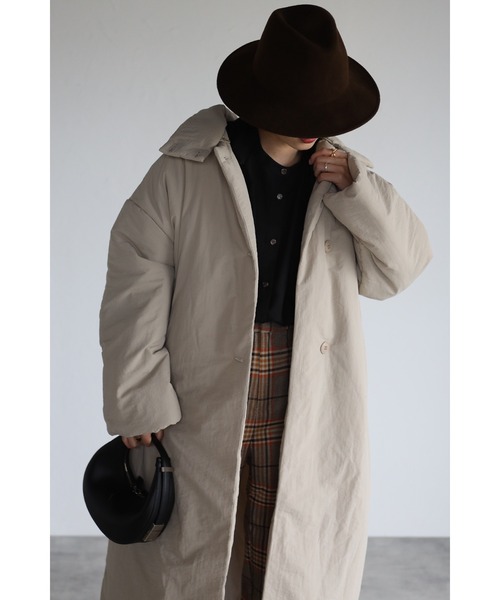 スタンドカラーダウンコート