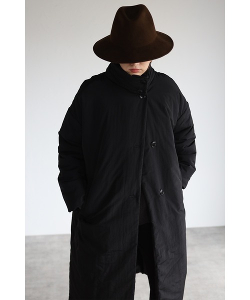 スタンドカラーダウンコート