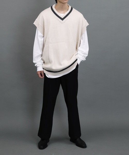 air tokyo sellection(エアートウキョウセレクション)の「【ユニセックスで着用可能】アクリル バルキー チルデン ニットベスト(ベスト・メンズ・チャコールグレー/オフホワイト/サックスブルー・MEDIUM/LARGE/X-LARGE)」の6枚目の写真