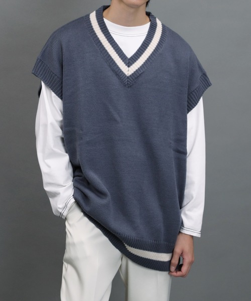 air tokyo sellection(エアートウキョウセレクション)の「【ユニセックスで着用可能】アクリル バルキー チルデン ニットベスト(ベスト・メンズ・チャコールグレー/オフホワイト/サックスブルー・MEDIUM/LARGE/X-LARGE)」の7枚目の写真