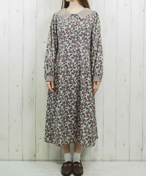 Hamble by Par Avion（ハンブルバイパラビオン）の「ゴブラン柄ワンピース（ワンピース・レディース・ブラック/ブラウン・ONESIZE）」の4枚目の写真