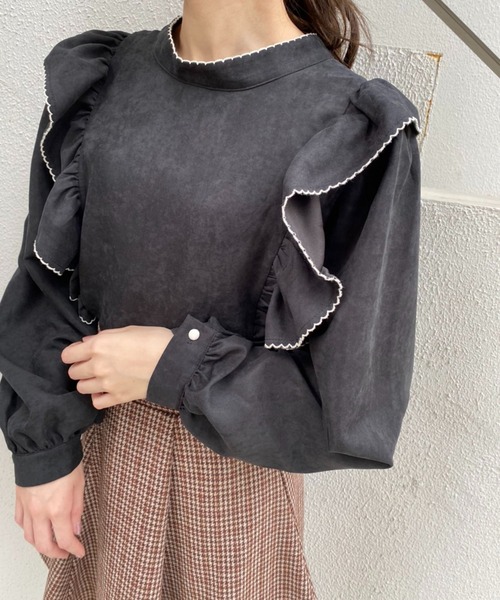 one after another NICE CLAUP（ワンアフターアナザーナイスクラップ）の「前後2Wayで着こなしの幅が広がる！配色ピコレースフリルブラウス（シャツ/ブラウス・レディース・アイボリー/ブラック/グレイッシュベージュ・FREE）」の21枚目の写真