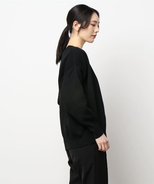 Te chichi（テチチ）の「畔編みVネックカーディガン（カーディガン/ボレロ・レディース・ブラック/オフホワイト/オレンジ・ﾌﾘ-）」の5枚目の写真