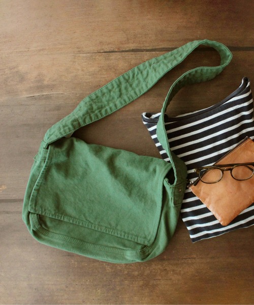 MAKE UP(メイクアップ)の「MAKE UP 倉敷製品染めキャンバスショルダー(ショルダーバッグ・メンズ・ホワイト/ブラック/ネイビー/レッド/カーキ/ブルー/グリーン・FREE)」の5枚目の写真