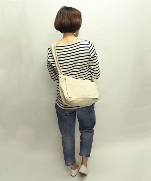 MAKE UP(メイクアップ)の「MAKE UP 倉敷製品染めキャンバスショルダー(ショルダーバッグ・メンズ・ホワイト/ブラック/ネイビー/レッド/カーキ/ブルー/グリーン・FREE)」の14枚目の写真