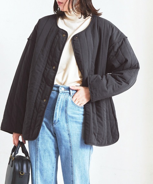 Fizz（フィズ）の「【Fizz/フィズ】　縦キルト中綿入りパイピングノーカラージャケット（ノーカラージャケット・レディース・ブラック/ベージュ/カーキ/アイボリー・M）」の3枚目の写真