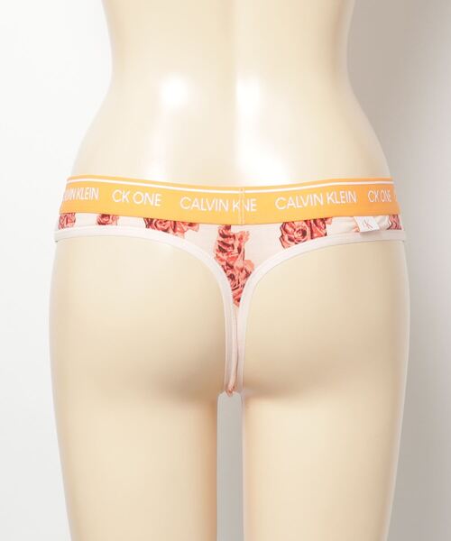 Calvin Klein(カルバン・クライン)の「Calvin Klein Underwear カルバンクライン Tバック レディース 女性 下着 ソング タンガ ショーツ(ショーツ・レディース・ブラック/グレー/その他1/その他2/その他3・SMALL/MEDIUM/LARGE/X-SMALL)」の18枚目の写真