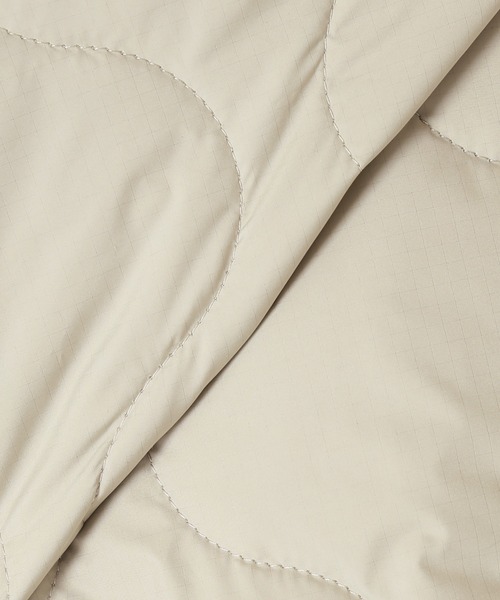 JOURNAL STANDARD（ジャーナルスタンダード）の「※M65 カラーライナー キルティングジャケット（ミリタリージャケット・メンズ・カーキ/イエロー/ライトグリーン・MEDIUM/LARGE）」の4枚目の写真