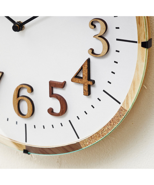 LBC（エルビーシー）の「INTERFORM INC インターフォルム ティール（掛け時計・レディース・ベージュ・FREE）」の4枚目の写真