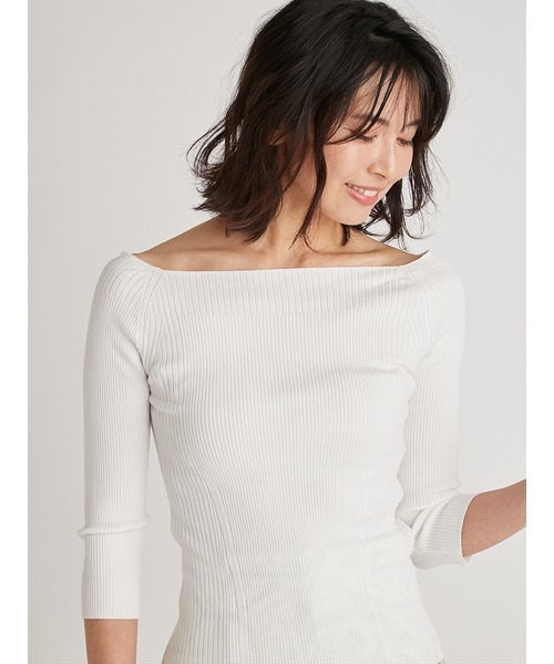 FRAY I.D（フレイアイディー）の「デコルテリブニットトップス（ニット/セーター・レディース・アイボリー/イエロー/ブラック/ライトブルー・FREE）」の8枚目の写真