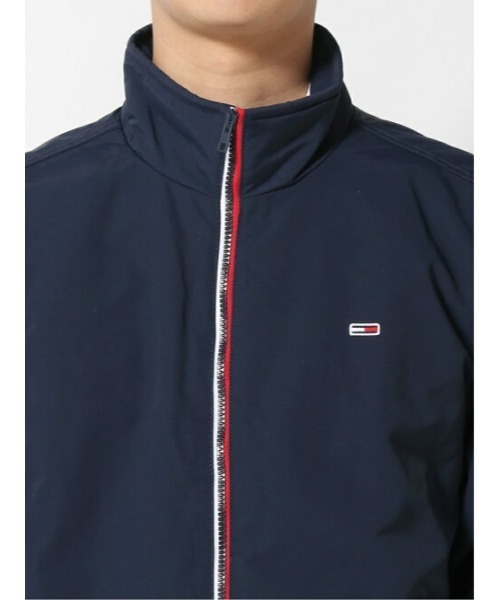tommy jeans（トミー ジーンズ）の「スタンドカラーパデッドジャケット（ブルゾン・メンズ・ネイビー/レッド・MEDIUM/LARGE/X-LARGE）」の3枚目の写真
