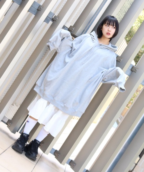 レディース　VVF-7　パーカー　ホワイト　サイズＬ sevens（セブンズ）の「sevens超ビッグパーカー⁄オーバーサイズ