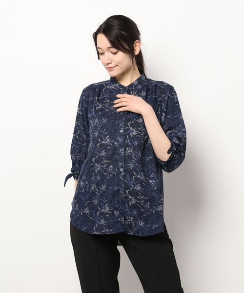 BELLUNA(ベルーナ)の「涼感やわらか袖リボンシャツチュニック(チュニック・レディース・ネイビー/オフホワイト/ブルー・MEDIUM/LARGE/X-LARGE)」の11枚目の写真