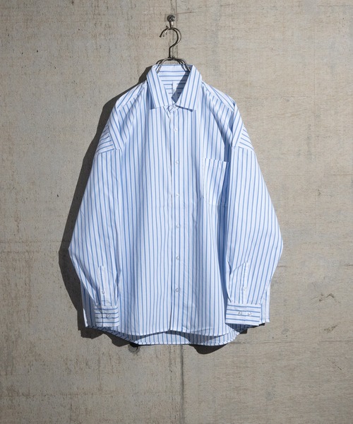 JOHN'S CLOSET(ジョンズクローゼット)の「【i】ブロードビッグレギュラーシャツ(シャツ/ブラウス・メンズ・グリーン/ホワイト/サックスブルー/ブラック/グレイッシュベージュ/ラベンダー/イエロー系その他/サックスブルー系/ホワイト系その他/グリーン系その他/ブラック系その他・MEDIUM/LARGE/X-LARGE)」の3枚目の写真