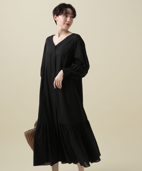 BAYFLOW（ベイフロー）の「【MW SUNRISE(エムダブリューサンライズ)】ボリュームスリーブワンピース（ワンピース・レディース・ブラック/ピンク・FREE）」の2枚目の写真