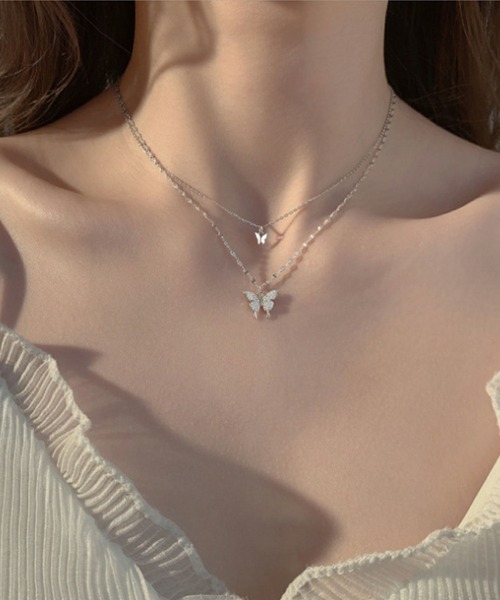 meJane（ミージェーン）の「バタフライモチーフレイヤーネックレス【ZOZOTOWN限定】（ネックレス・レディース・シルバー・FREE）」の2枚目の写真