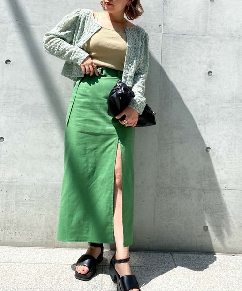 archives（アルシーヴ）の「ベルト付きスリットロングスカパン（スカート・レディース・ブラック/ピンク/グリーン/アイボリー・MEDIUM）」の5枚目の写真