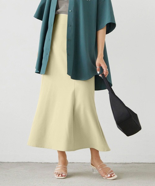 179/WG（イチナナキュウダブルジー）の「ハイウエストマーメイドスカート（スカート・レディース・ブルー/ベージュ系1/ブラック系1/イエロー・MEDIUM）」の4枚目の写真