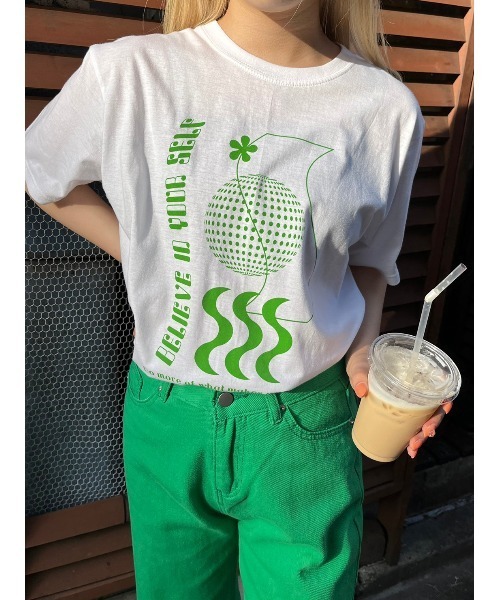 WC（ダブル シー）の「グラフィックプリントT（Tシャツ/カットソー・レディース・グリーン/ブラック・FREE）」の2枚目の写真