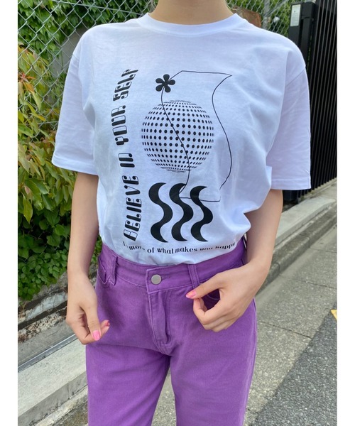 WC（ダブル シー）の「グラフィックプリントT（Tシャツ/カットソー・レディース・グリーン/ブラック・FREE）」の3枚目の写真