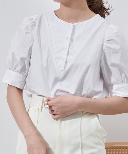 VANNIE U(ヴァニーユー)の「パワショルヨークブラウス(Tシャツ/カットソー・レディース・ホワイト/ベージュ・FREE)」の3枚目の写真