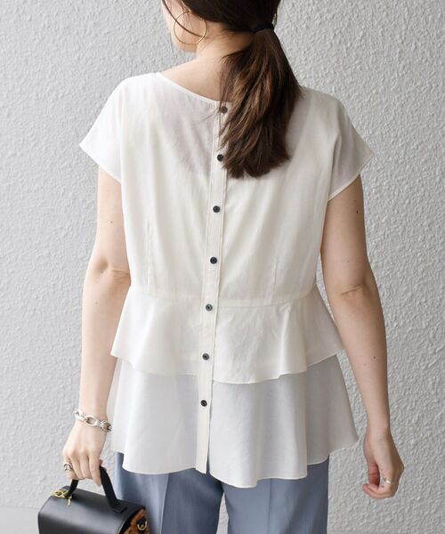 SHIPS(シップス)の「*〈手洗い可能〉2WAYリネンミックスペプラムブラウス◆(シャツ/ブラウス・レディース・ブラック/ネイビー/レッド/オフホワイト/イエロー系・ONE SIZE)」の15枚目の写真