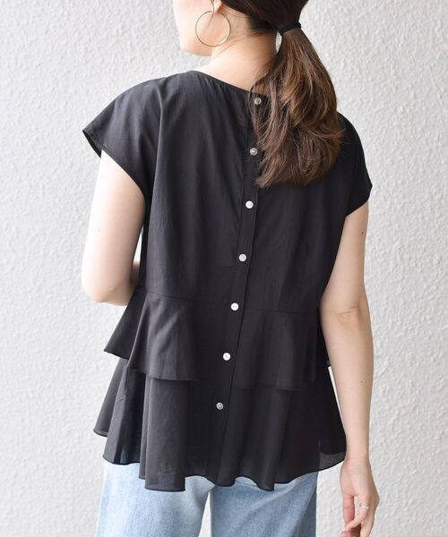 SHIPS(シップス)の「*〈手洗い可能〉2WAYリネンミックスペプラムブラウス◆(シャツ/ブラウス・レディース・ブラック/ネイビー/レッド/オフホワイト/イエロー系・ONE SIZE)」の20枚目の写真