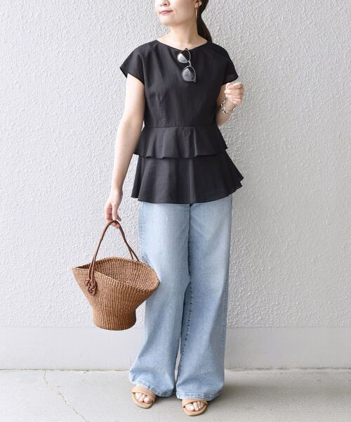 新品✨定価１.３万❤️　ネイビー　麻　2WAYリネンミックスペプラムブラウス 極美品✨定価1.3万❤️ 黄 麻 洗える 2WAYリネンミックス