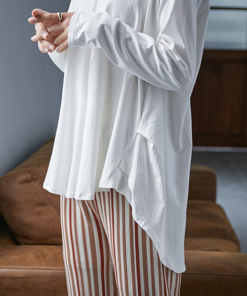 Fashion Letter(ファッションレター)の「タックヘムコットンVネックカットソー(Tシャツ/カットソー・レディース・ブラック/オフホワイト/カーキ/ライトベージュ・M~L/LL~3L/4L~5L)」の6枚目の写真