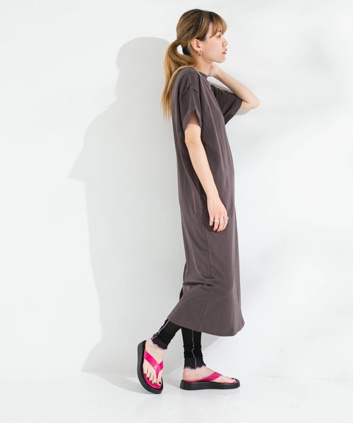 bohmal(ボマール)の「配色メローシアーレギンスパンツ(レギンス/スパッツ・レディース・ブラック/パープル/ライム/アイボリー/ピンク・FREE)」の7枚目の写真