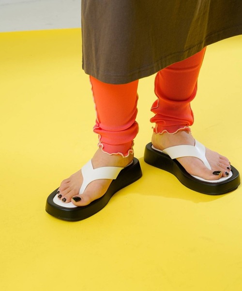 bohmal(ボマール)の「配色メローシアーレギンスパンツ(レギンス/スパッツ・レディース・ブラック/パープル/ライム/アイボリー/ピンク・FREE)」の18枚目の写真