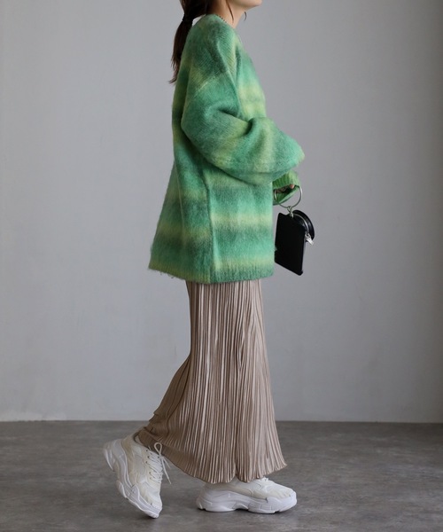 sakishimatokyo(サキシマトーキョー)の「グラデーションニット(ニット/セーター・レディース・ブラック/パープル/ピンク/グリーン/イエロー・FREE)」の22枚目の写真