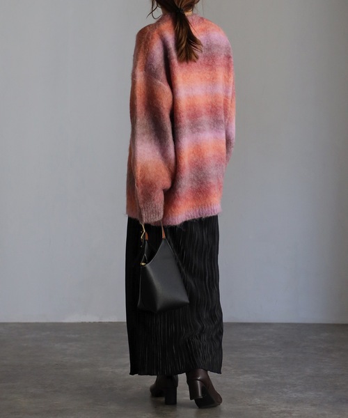 sakishimatokyo(サキシマトーキョー)の「グラデーションニット(ニット/セーター・レディース・ブラック/パープル/ピンク/グリーン/イエロー・FREE)」の12枚目の写真