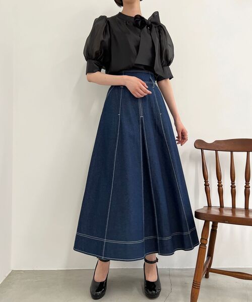 MAJESTIC LEGON(マジェスティックレゴン)の「アシメボウタイブラウス(シャツ/ブラウス・レディース・ブラック/オフホワイト/ピンクベージュ/グレイッシュベージュ・MEDIUM)」の8枚目の写真