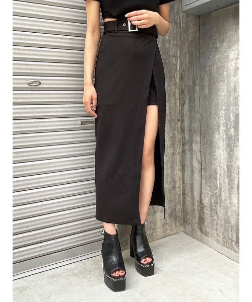 ENVYM（アンビー）の「スリットロングポンチＳＫ（スカート・レディース・ブラック/カーキ・FREE）」の17枚目の写真